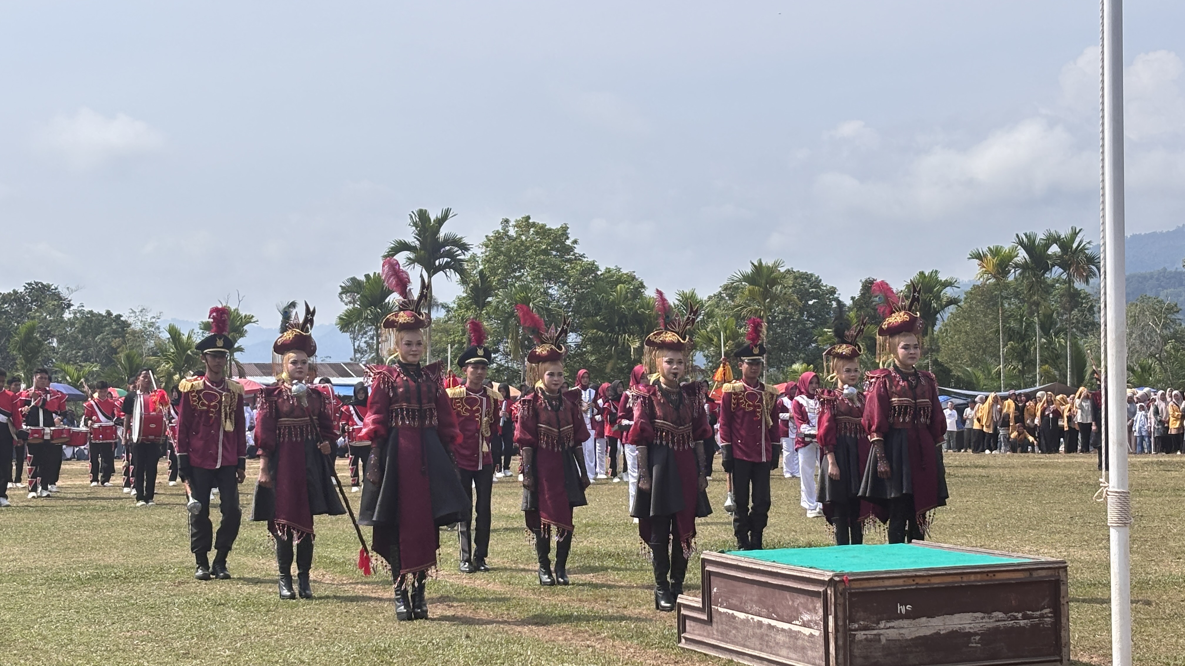 Pawai Kemerdekaan Gema Swara Smandubes SMAN 12 Sijunjung